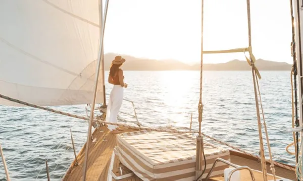 Magnetic Island Sip & Sail Sunset Cruise