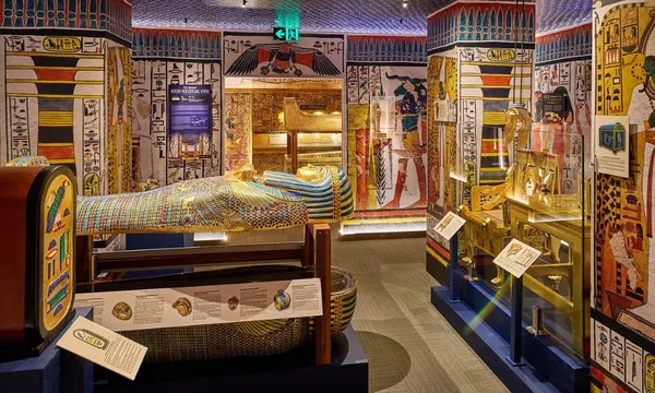 Tomb of the Pharaohs Guided Evening Tour - 90 Minutes