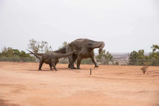Winton Discovery Guided Tour from Longreach - Full Day