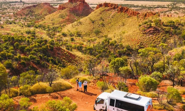 Winton Guided Dinosaur Stampede Outback Tour - 6.75 Hours