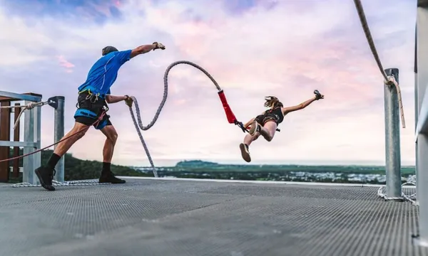 Cairns 2x Bungy Jump Experience - Roof Launch